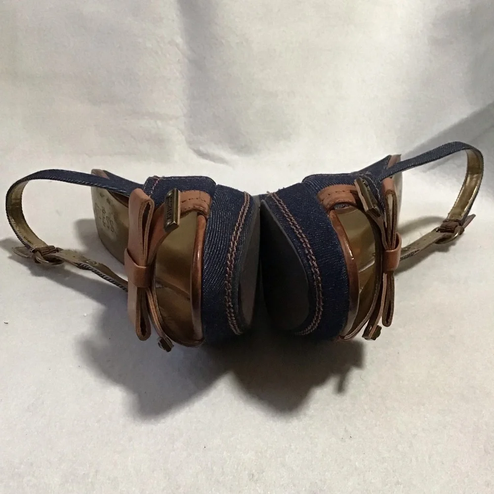 ‼️SOLD‼️GUESS DENIM LEATHER SANDALS - Picture 6 of 10